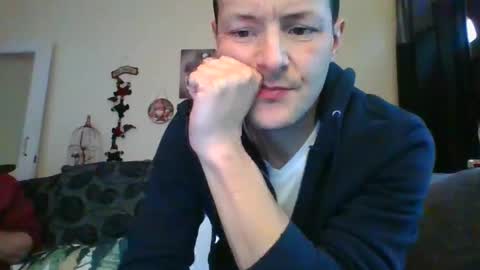 sexy lad looking for fun online show from 01-01-25, 03:03