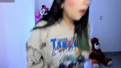 Samantha online show from 05-19-26, 04:41