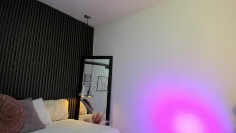 Axel online show from 09-22-25, 08:00