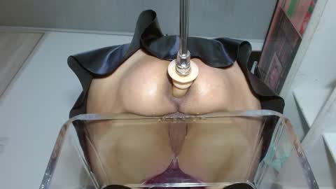 Snapshot of sammyevanss__ chatting on 02-08-25, 12:17 SAMMY online show from 02-08-25, 12:17