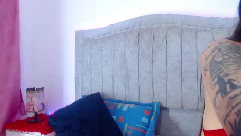 Snapshot of sammythx chatting on 12-18-25, 10:54 Sammy online show from 12-18-25, 10:54