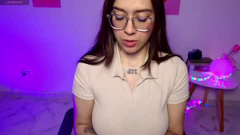 Snapshot of sampuckettbaby chatting on 04-24-26, 01:19 sampuckettbaby online show from 04-24-26, 01:19