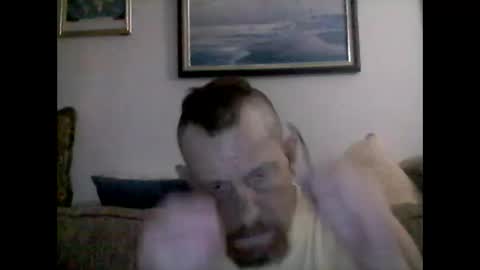 Snapshot of samsmith2471 chatting on 04-01-26, 12:11 samsmith2471 online show from 04-01-26, 12:11