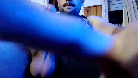 Snapshot of samsumg13 chatting on 11-14-25, 04:00 samsumg13 online show from 11-14-25, 04:00