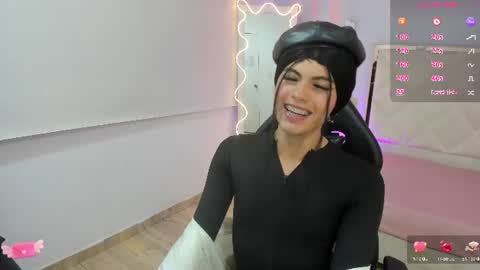 Snapshot of samu_tay chatting on 06-10-26, 05:18 samu_tay online show from 06-10-26, 05:18