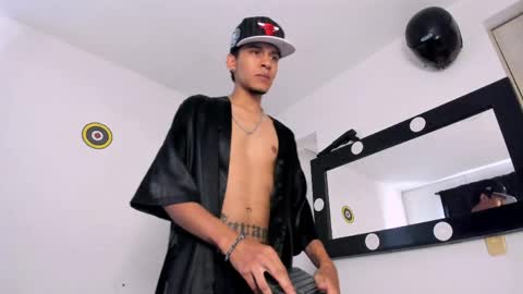   online show from 04-04-26, 08:39