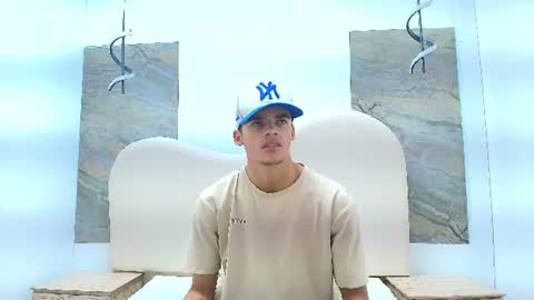 Snapshot of samuel_wyatt chatting on 06-12-26, 12:37 SAMUEL online show from 06-12-26, 12:37