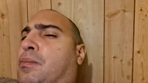 Snapshot of samuellepin chatting on 11-11-25, 08:47 samuellepin online show from 11-11-25, 08:47