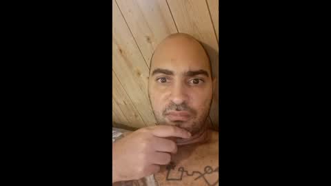 Snapshot of samuellepin chatting on 06-10-26, 12:37 samuellepin online show from 06-10-26, 12:37