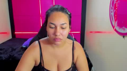 Snapshot of samyevanns chatting on 05-07-26, 10:26 SamyEvanns online show from 05-07-26, 10:26