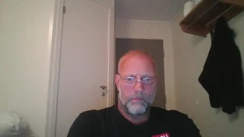 Snapshot of sandnesrune523 chatting on 09-22-25, 05:26 sandnesrune523 online show from 09-22-25, 05:26