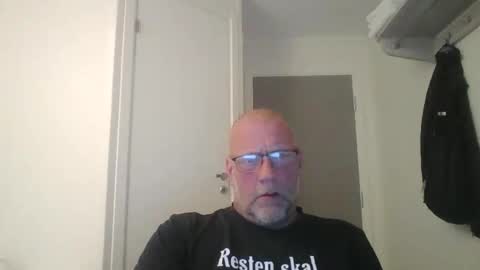 sandnesrune523 online show from 04-21-26, 06:12