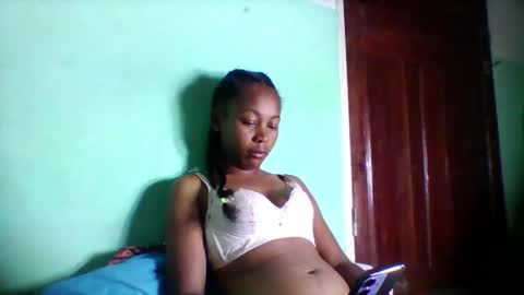 sandra1253099 online show from 03-26-26, 07:41