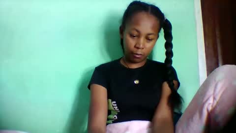 sandra1253099 online show from 05-02-26, 06:07
