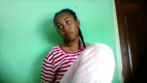 sandra1253099 online show from 05-16-26, 06:21