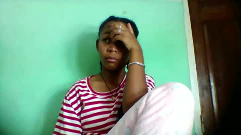 sandra1253099 online show from 05-16-26, 06:43