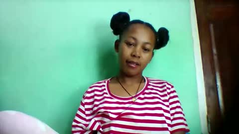 sandra1253099 online show from 05-17-26, 05:49