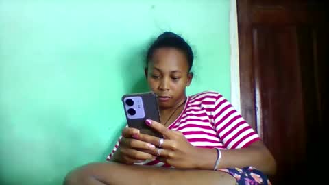 sandra1253099 online show from 05-18-26, 05:08