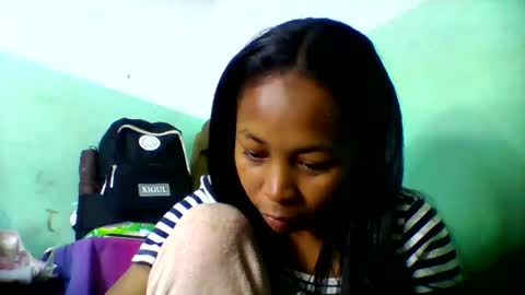 sandra1253099 online show from 06-04-26, 05:35