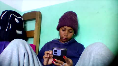 sandra1253099 online show from 06-22-26, 05:21
