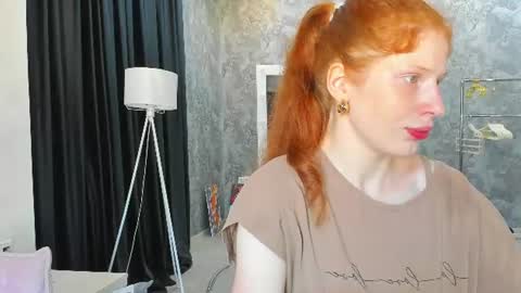 Snapshot of sandra__wilson chatting on 06-16-26, 01:30 Sandra online show from 06-16-26, 01:30