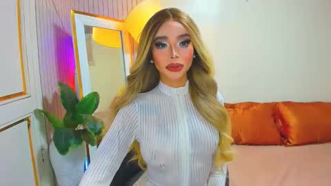 Sandra Hornball online show from 01-09-26, 02:25