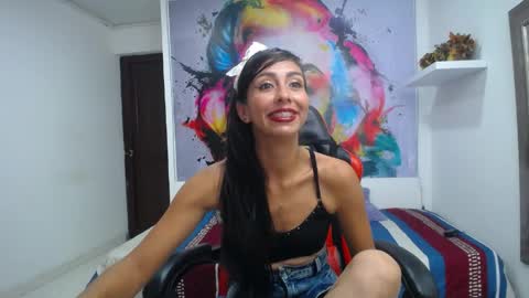 sandra  online show from 05-04-26, 03:13