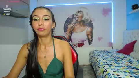 sandra  online show from 06-12-26, 03:27