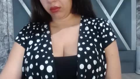 sandraclarkx69 online show from 02-01-25, 11:43