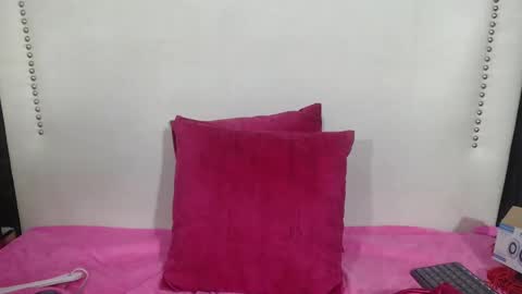 sandraclarkx69 online show from 03-12-25, 12:47