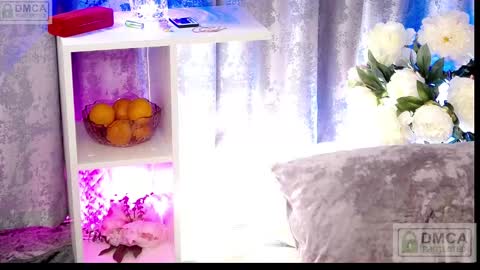 Sandra online show from 02-27-25, 01:17