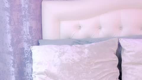 Sandra online show from 04-14-26, 10:32