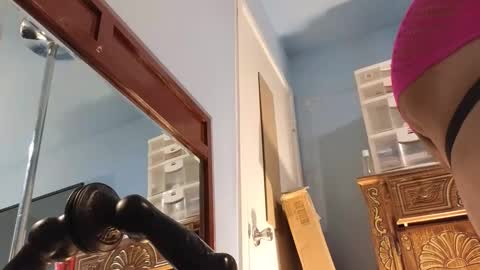 Sandra online show from 02-13-25, 07:13