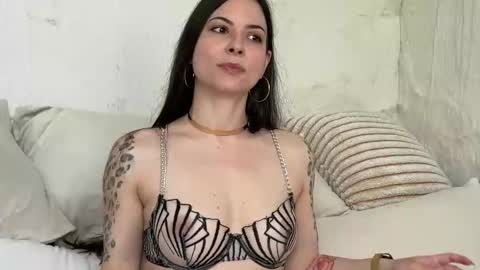 Sandra Schonherz online show from 06-08-26, 11:43