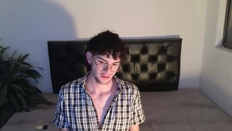 sandro_vitali online show from 10-18-25, 06:16