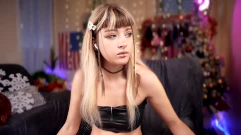 Sandy Nekochan online show from 12-30-24, 01:47