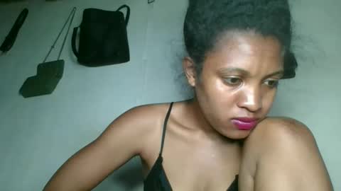 Snapshot of sanelie09 chatting on 11-02-25, 10:23 sanelie09 online show from 11-02-25, 10:23