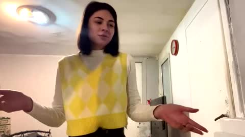 Christen and Joe online show from 01-09-26, 08:39