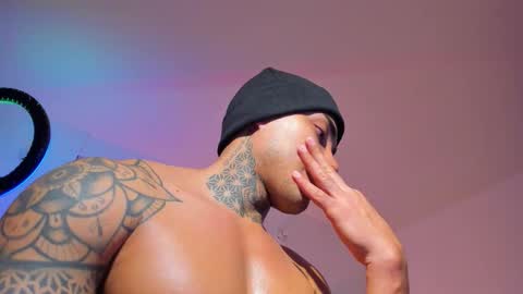 Santi Ferrer online show from 02-21-26, 04:02