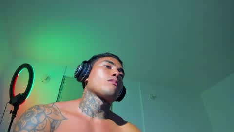 Santi Ferrer online show from 04-26-26, 01:36