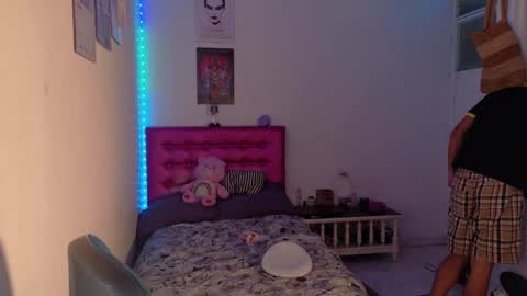 santi_fabulous online show from 12-18-25, 03:01