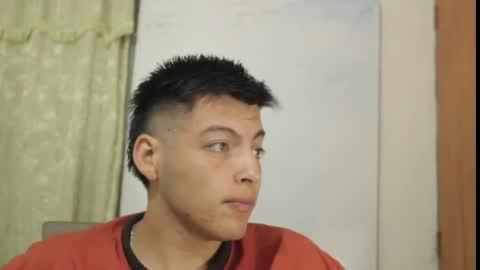 Santiago Henao online show from 12-03-24, 05:53