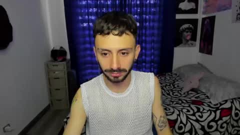 Snapshot of santi_mateo chatting on 04-14-26, 07:09 Santi online show from 04-14-26, 07:09