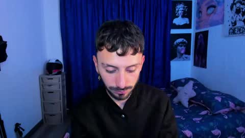 Snapshot of santi_mateo chatting on 05-12-26, 01:47 Santi online show from 05-12-26, 01:47