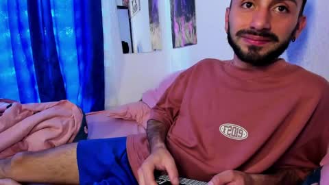 Snapshot of santi_mateo chatting on 05-19-26, 07:09 Santi online show from 05-19-26, 07:09