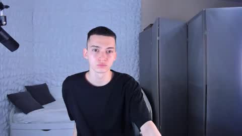 santiago__perez online show from 11-18-25, 02:54