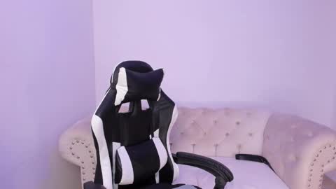 santiago_huntt online show from 02-18-26, 08:27