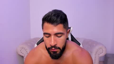 santiago_huntt online show from 02-23-26, 08:28