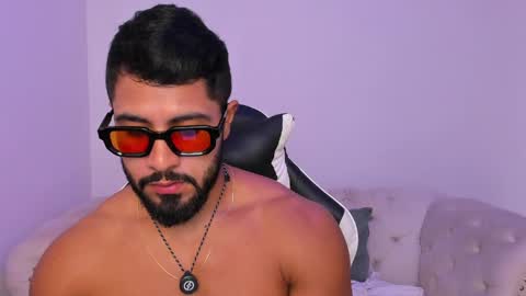 santiago_huntt online show from 04-04-26, 12:35