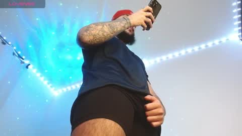 Santiago Hincapiie online show from 04-01-26, 06:58